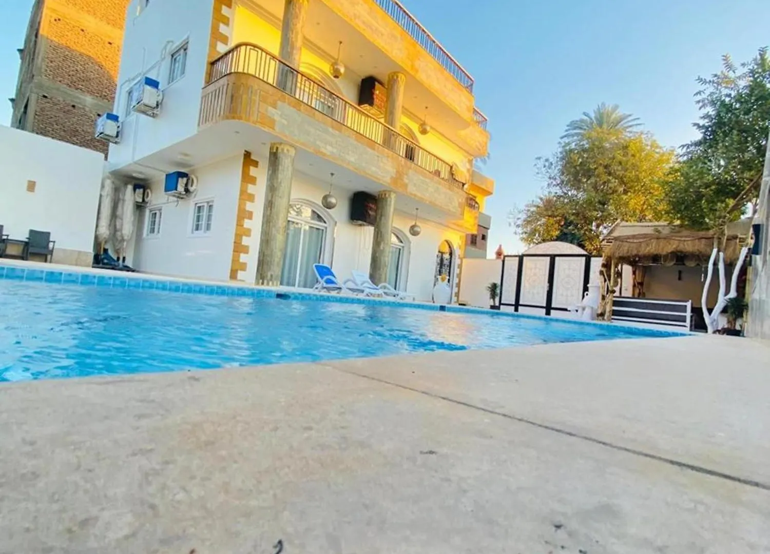 Villa Luna Simone Al Karnak